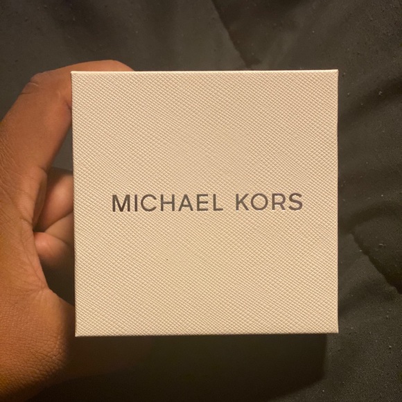 Michael Kors Women Authentic brand new Michael Kors watch
